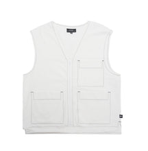 Load image into Gallery viewer, Contrast Stitch Vest
